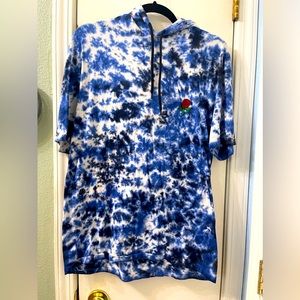 Eighty Eight Men’s Hooded Shirt, Size Large